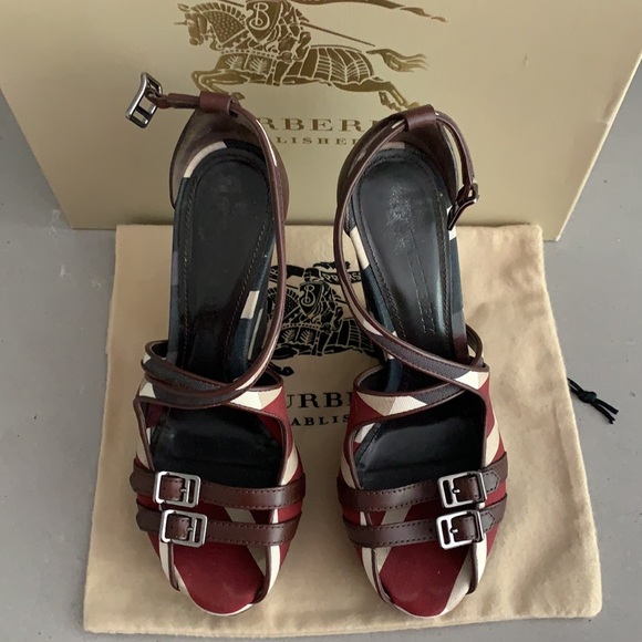 Burberry Wedges - Picture 2 of 3